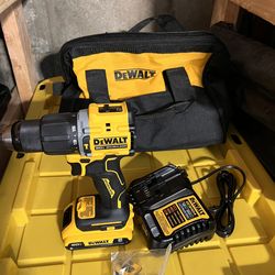 dewalt hammer drill kit brand new