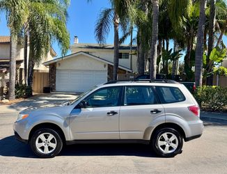 Subaru Forester 2.5X AWD 2011