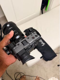 Sony fx2  and g lens 18-105 excellent condition