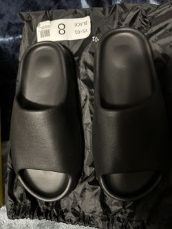 Yeezy Slide Ys-01 Black Size 8 