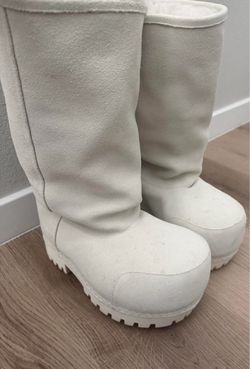 Balenciaga boots Size 39