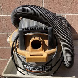 Ridgid Vacum 6 Gallons