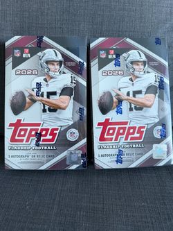 2026 TOPPS FLAGSHIP FOOTBALL HOBBY BOX (1 AUTO or RELIC) NFL QTY IN HAND