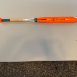 2015 Easton Mako XL 28” (-10) Orange Bomber