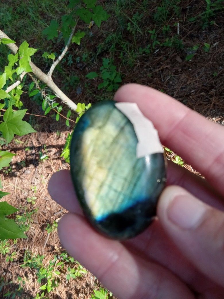 Crystals And Gemstones 