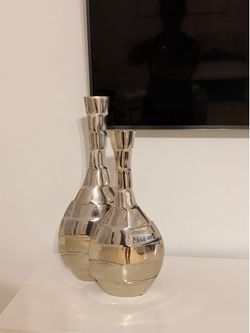 Decorative vase set