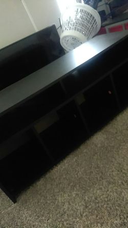 Tv stand[