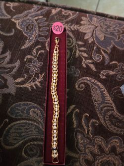 Bracelet