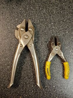 FISHING PLIERS EVERY TACKLE BOX NEEDS THESE 75 BUCKS