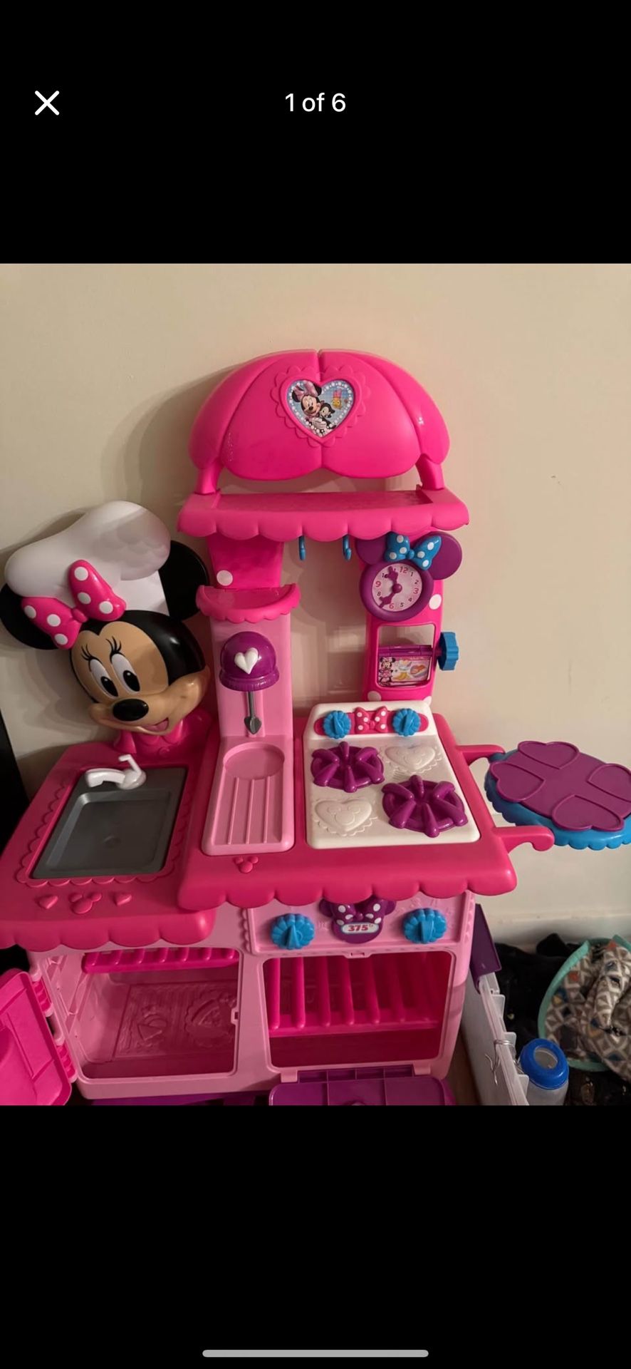 Minnie Mouse Kitchen