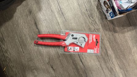 Milwaukee Tubing cutter new