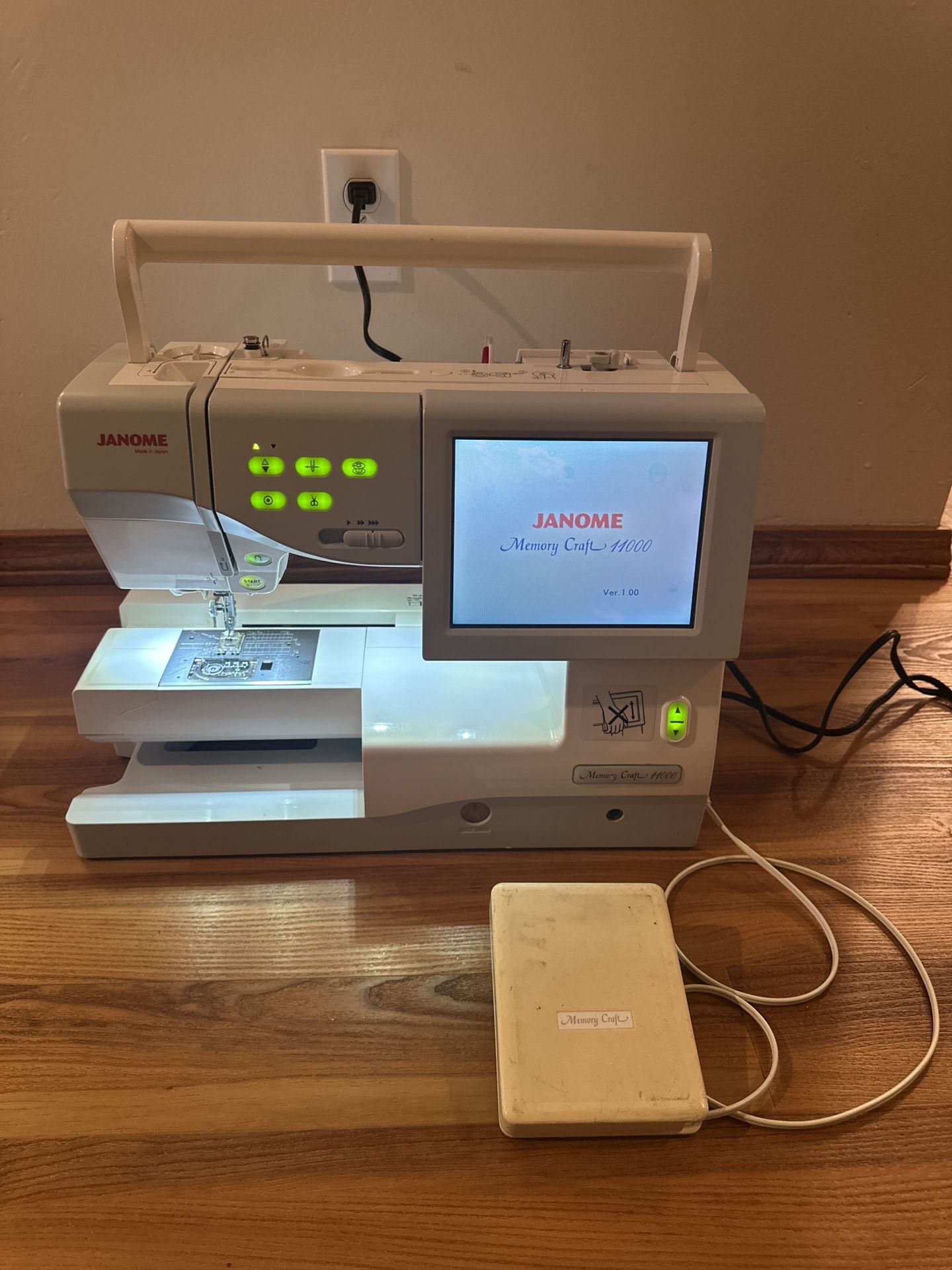Janome Memory Craft 1100 Embroidery Sewing Machine