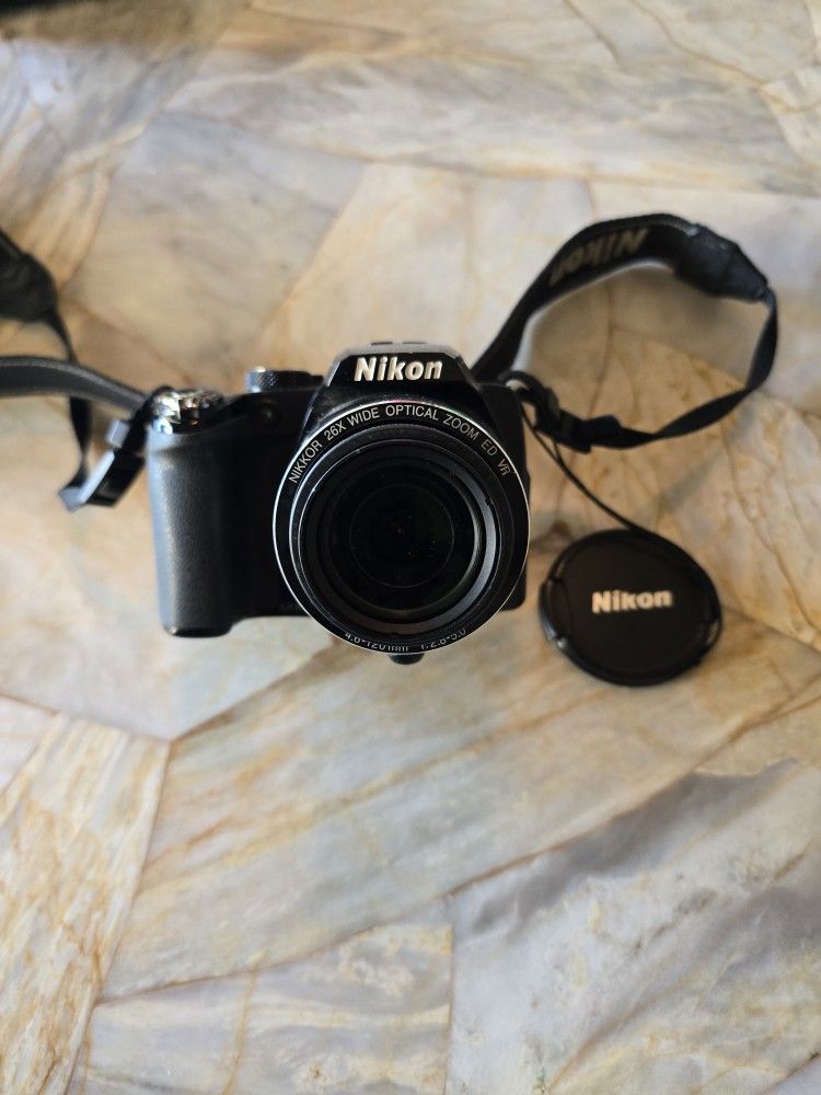 Nikon CoolPix P100