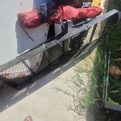 Cargo hitch