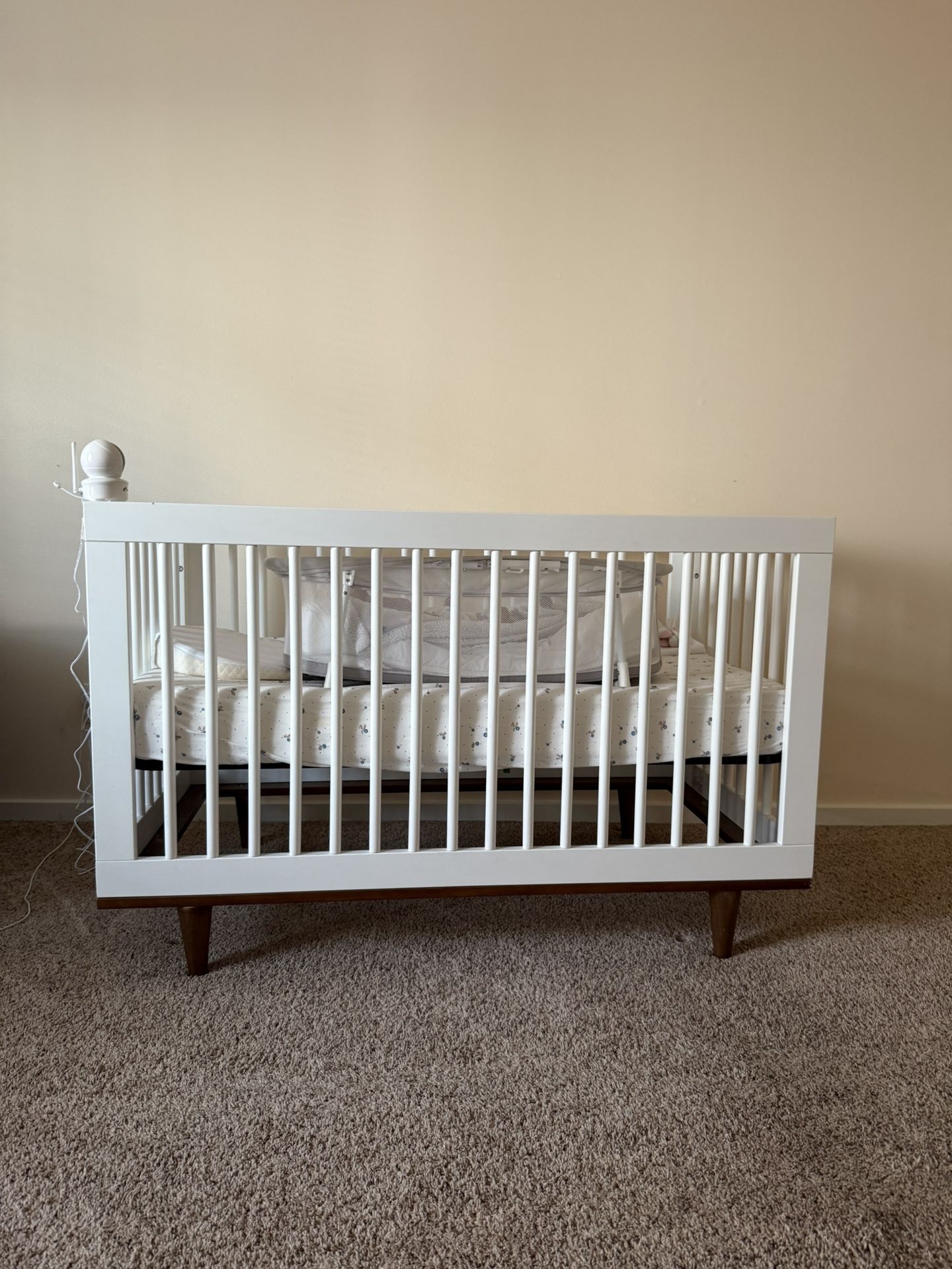 Crib & Mattress