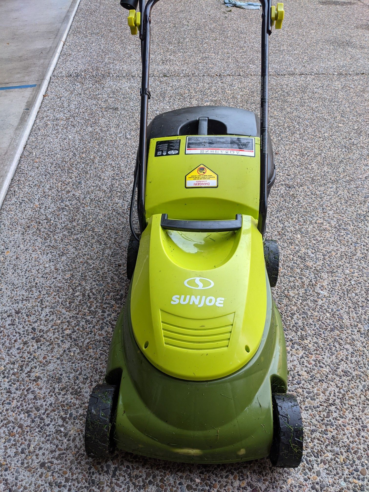 Sun Joe Electric Lawn Mower