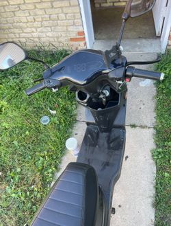 Fly -7 E-moped