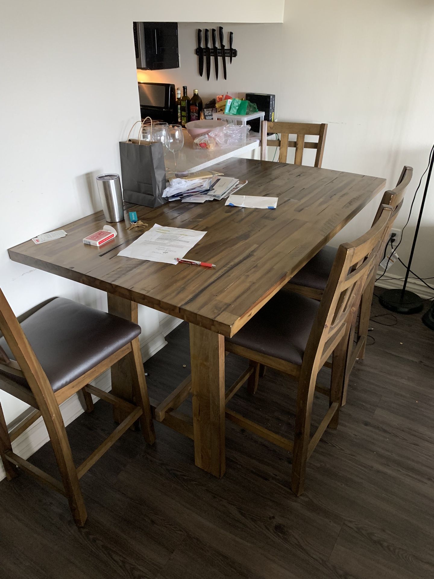 Dining Table w/ Chairs