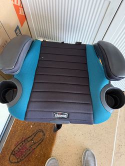 Chicco GoFit Backless Booster Car Seat