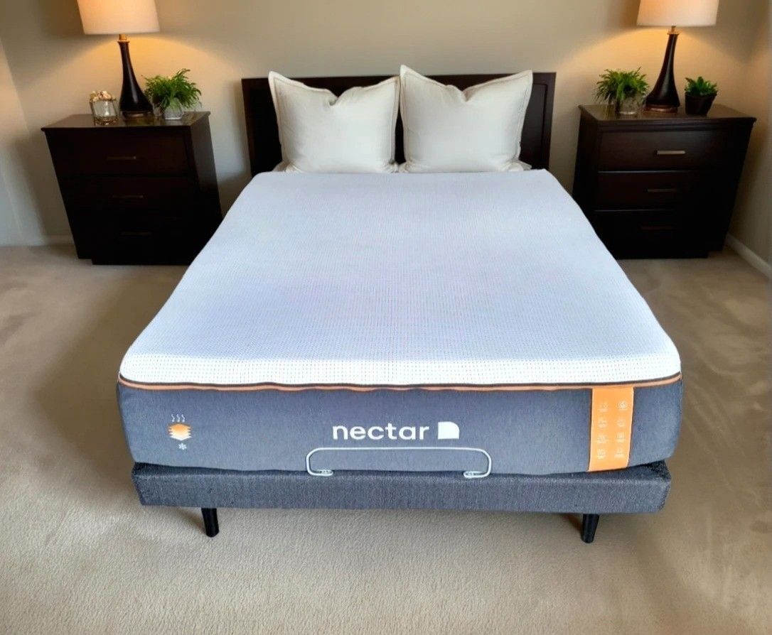 Newer Queen iSleep Adjustable Bed Base and Nectar Premier Copper 14" Gel Memory Foam Mattress