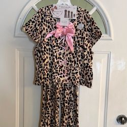 Girls two-piece leopard print pajamas by Tahari girl Girls two-piece leopard print pajamas by Tahari girl