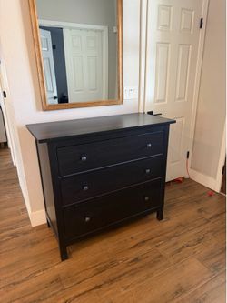 IKEA HIMNES Dresser