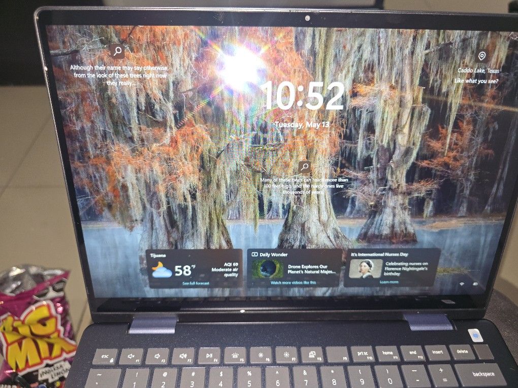 Dell- nspiron142-in-114"IPS LEDFHD Touch Screen Laptop -AMD Ryzen5 with 8GB Memory 512GBSSD Midnight Blue LIKE NEW