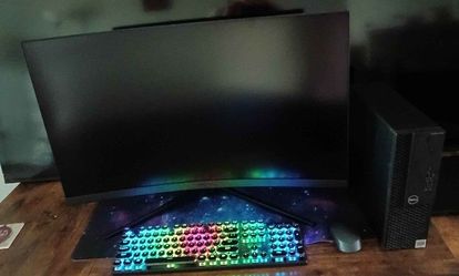 PC, MSi 4k Curved Monitor & Keyboard