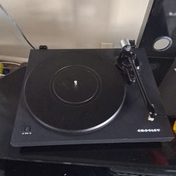 Turntable  Crosley Heavy Needl New