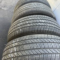 Tires 255/65/18 Brigstone Great Condition 
