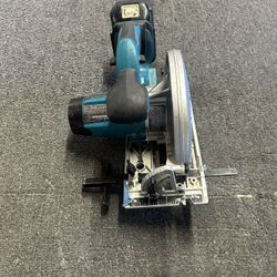Makita Circular Saw (BSS611)