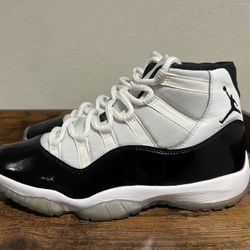 Air Jordan Size 10m Beaters 50$
