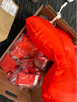 Open water Self inflating life safety vest