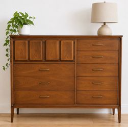 Broyhill Forward 70 Vintage MCM Dresser