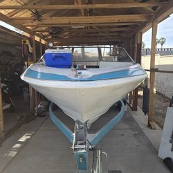 Boat Bayliner