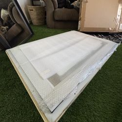 Single Hung  Fiberglass Window 24×35 