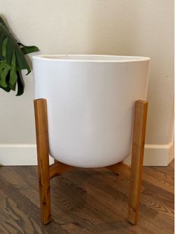Large white planter with wooden stand - 25” tall