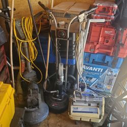 Carpet Cleaning Equipment For Sale ,lots Of Stuff