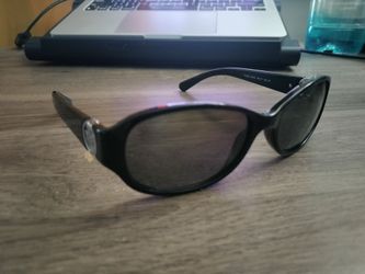Tory Burch Polarized Sunglasses Black Frames