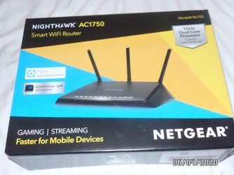 Nighthawk AC1750 Smart WiFi Router mode R6700