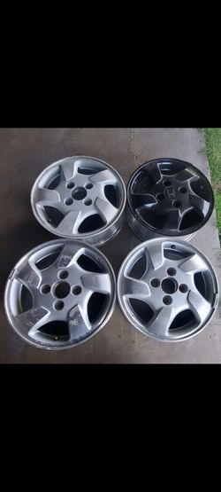 Rines para Honda Accord del 98 a 2001... $300