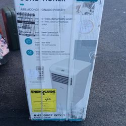 Unopened- New- Hisense Portable Air Conditioner - 115-Volt - Dehumidifier & Fan - Cools Under 299 Sq Ft (AP0522CR1W)
