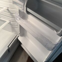Kenmore Refrigerator 