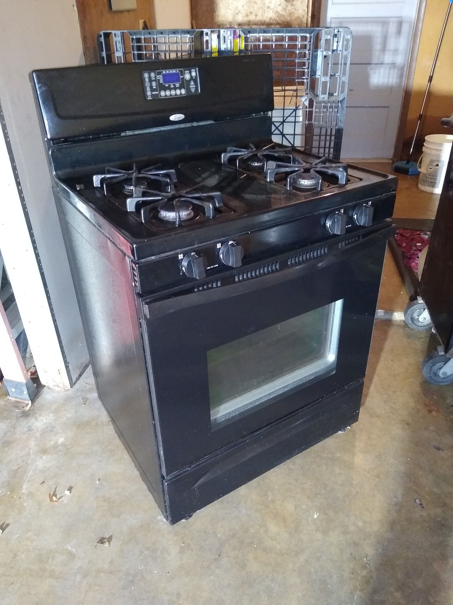 Whirlpool Gas Stove for Sale in San Antonio, TX OfferUp