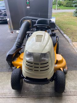 Cub Cadet LT1050 50” riding mower
