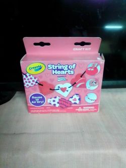 Crayola String Of Hearts Craft Kit