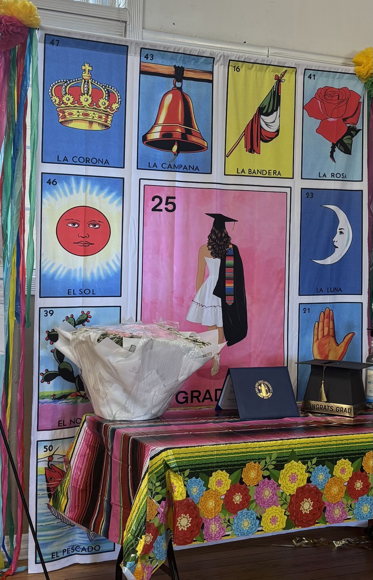 LoterĂa Backdrop (La Graduada)