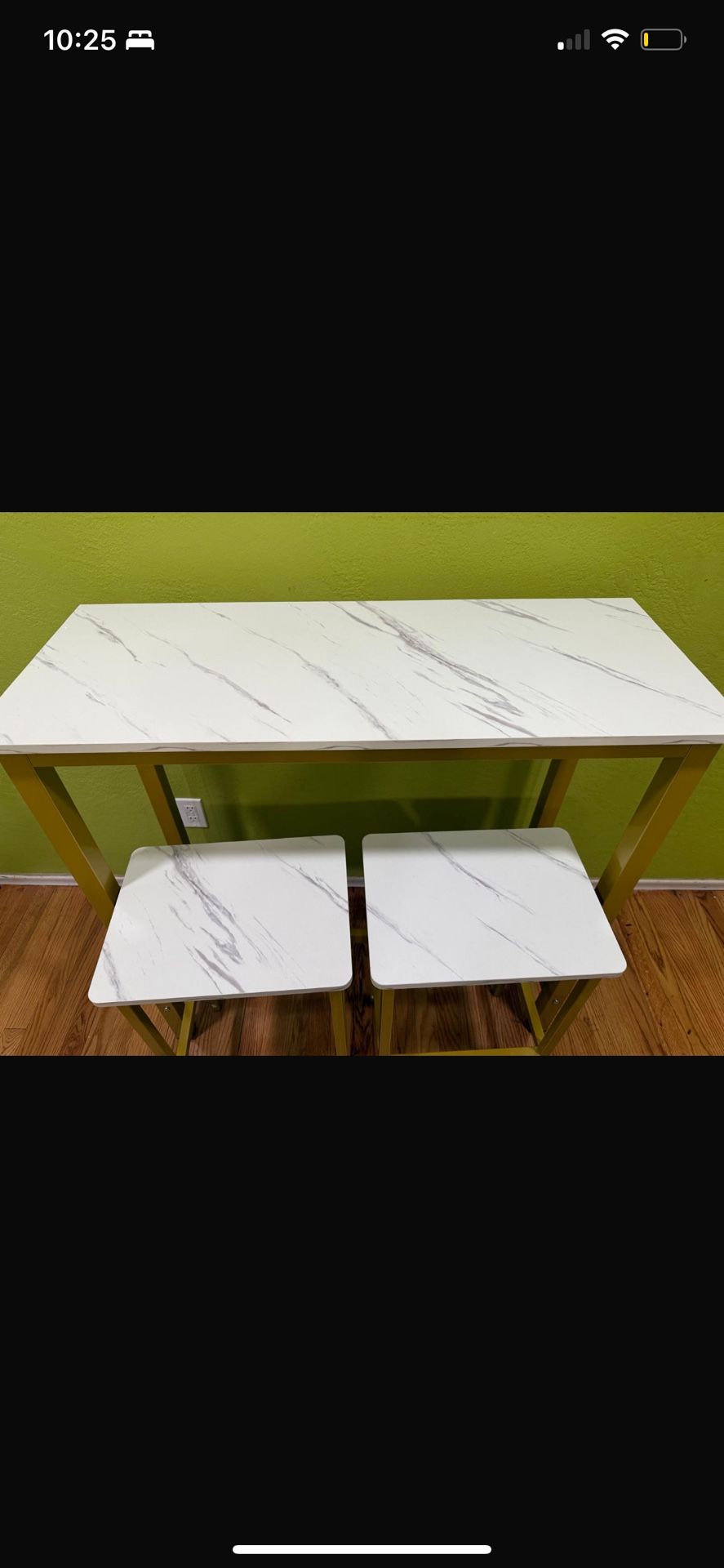 Bar Table And Stools 