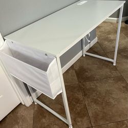 (NEW) 40” Wide Computer Desk w/ Power Outlet
