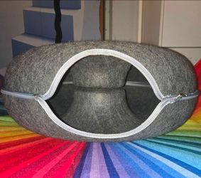 Brand New Felt Peekaboo Cat Donut Tunnel Bed - Dark Gray